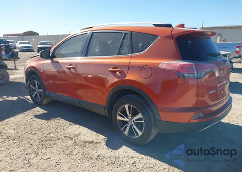 2016 Toyota Rav4 Xle z USA, uszkodzony, nr VIN JTMWFREV1GD088027